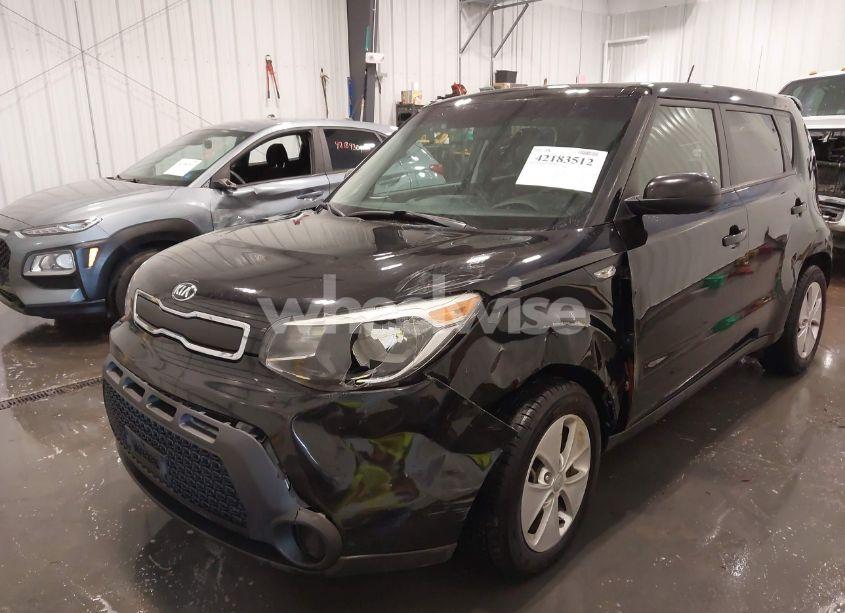 Photo 6 of 2014 Kia Soul N/A (VIN KNDJN2A20E7733990)