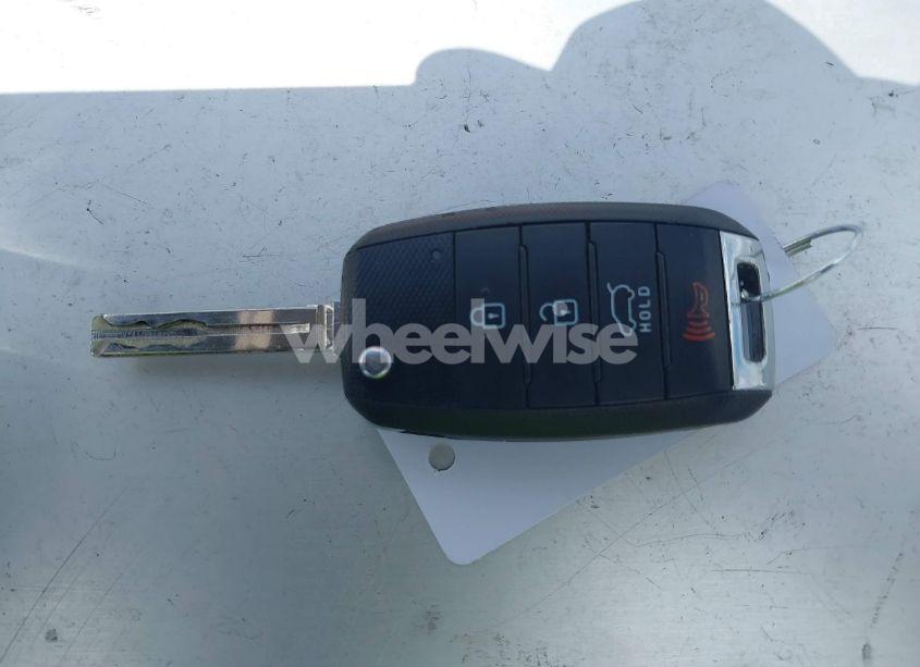 Photo 11 of 2014 Kia Soul N/A (VIN KNDJN2A20E7739613)