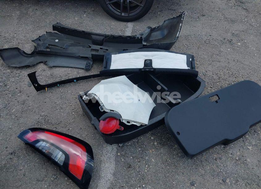 Photo 12 of 2014 Kia Soul N/A (VIN KNDJN2A20E7739613)