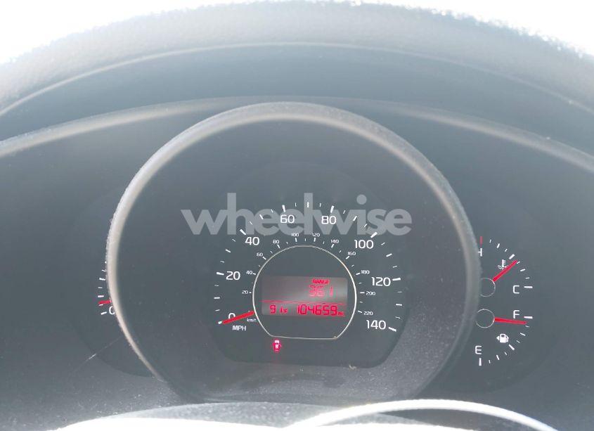 Photo 7 of 2015 Kia Soul (VIN KNDJN2A20F7236200)