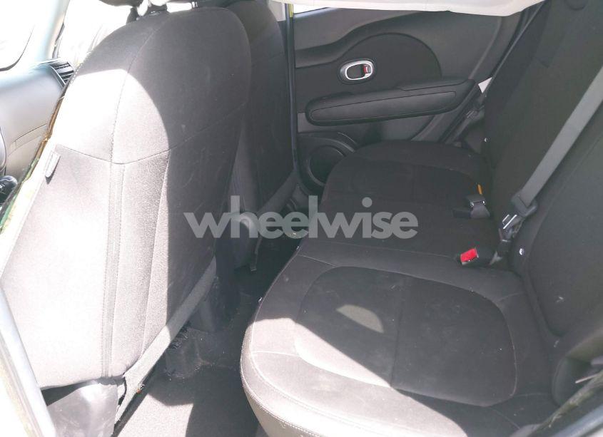 Photo 8 of 2016 Kia Soul (VIN KNDJN2A20G7876134)