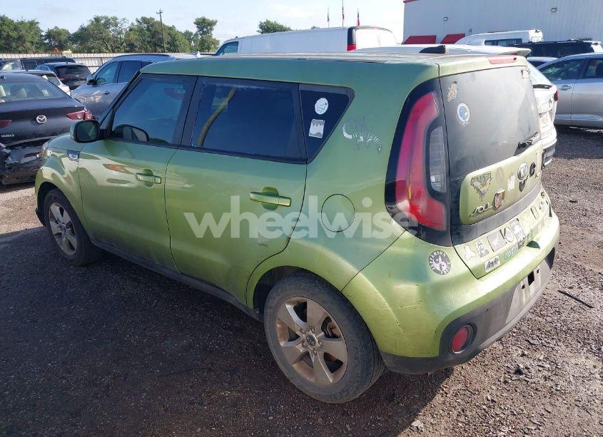 Photo 3 of 2017 Kia Soul (VIN KNDJN2A20H7883246)