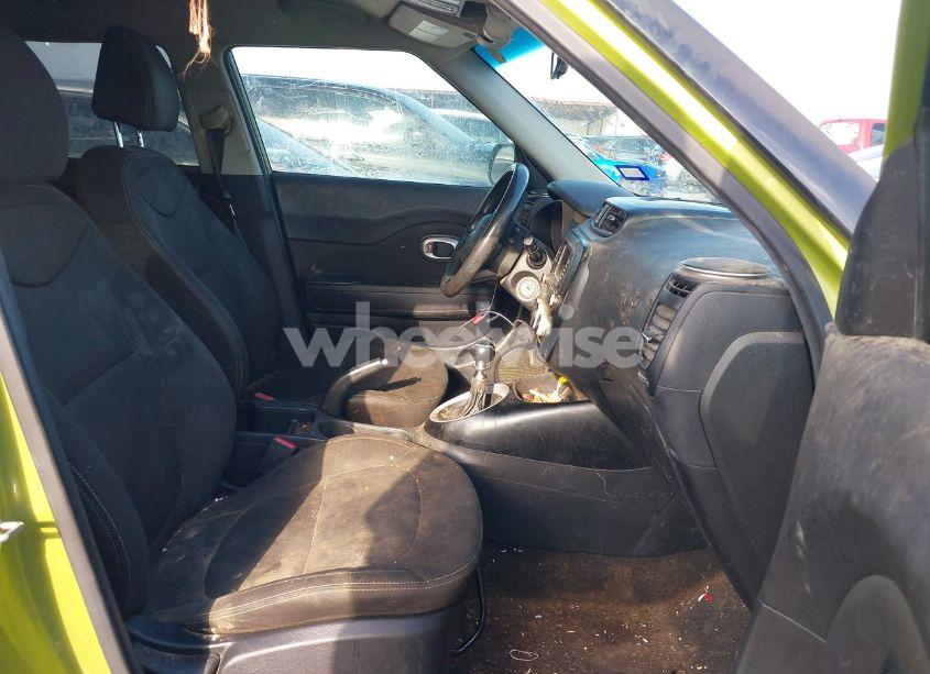 Photo 5 of 2017 Kia Soul (VIN KNDJN2A20H7883246)