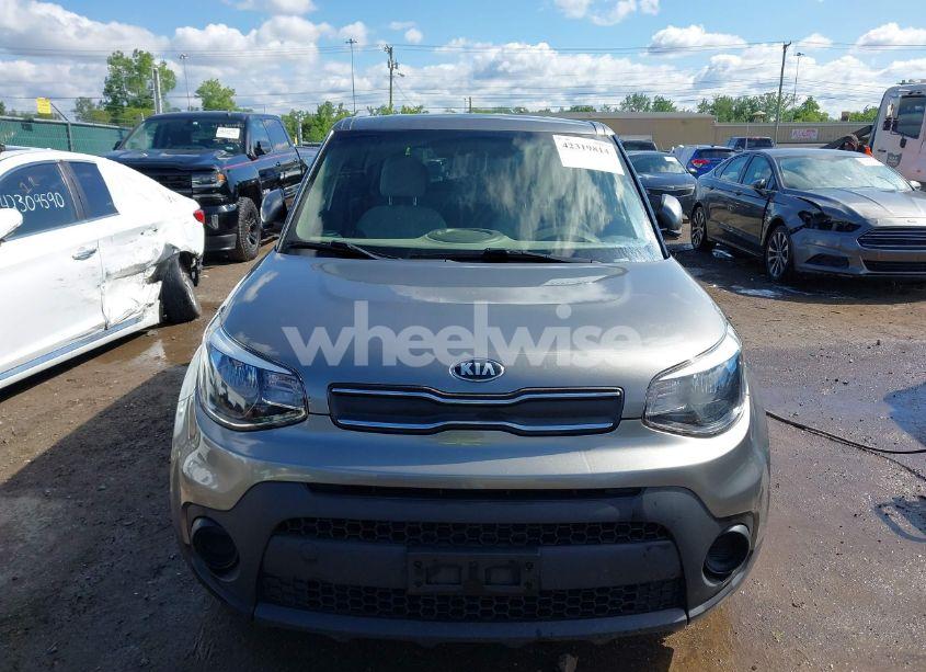 Photo 13 of 2018 Kia Soul (VIN KNDJN2A20J7544041)