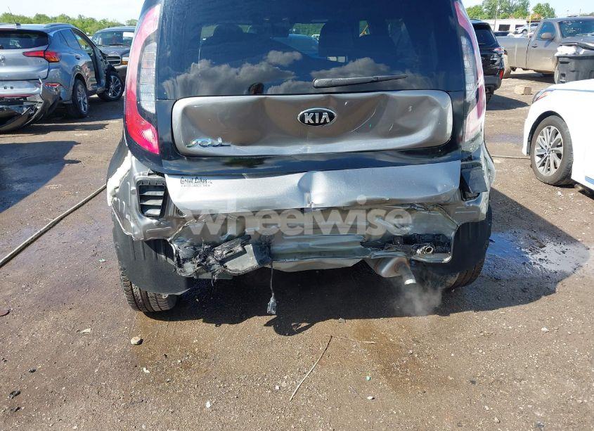 Photo 6 of 2018 Kia Soul (VIN KNDJN2A20J7544041)