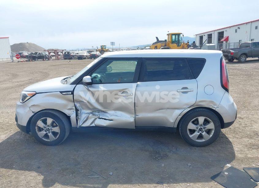 Photo 14 of 2018 Kia Soul (VIN KNDJN2A20J7590114)