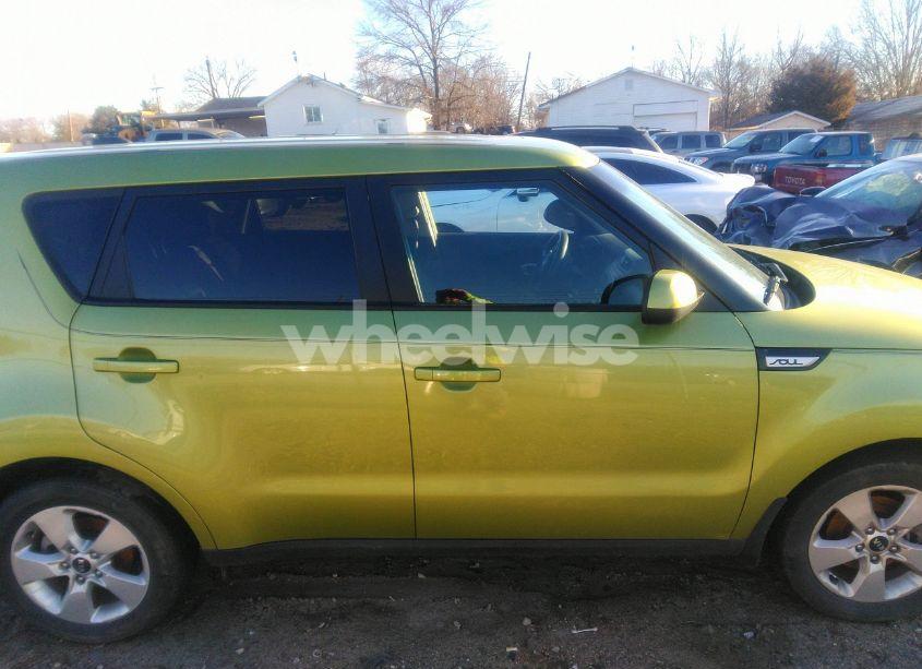 Photo 13 of 2019 Kia Soul (VIN KNDJN2A20K7915734)