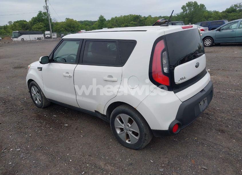 Photo 3 of 2014 Kia Soul N/A (VIN KNDJN2A21E7057727)