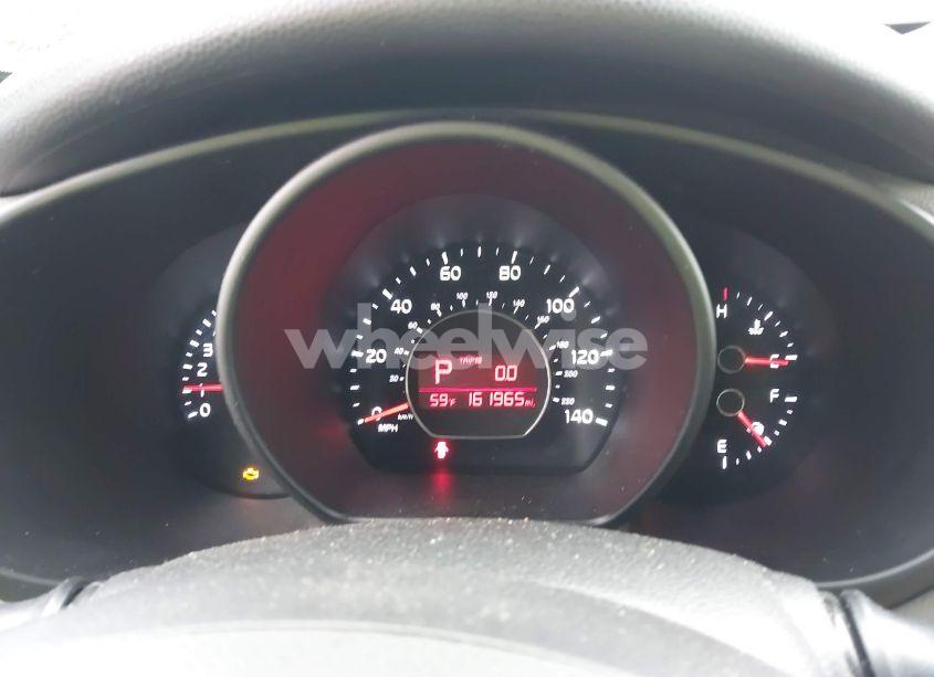 Photo 7 of 2014 Kia Soul N/A (VIN KNDJN2A21E7057727)