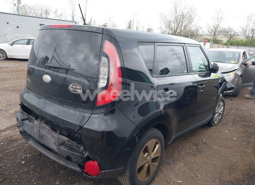 Photo 4 of 2014 Kia Soul (VIN KNDJN2A21E7063477)