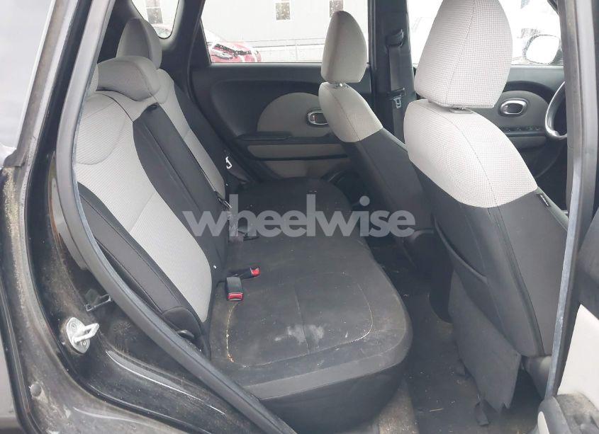 Photo 8 of 2014 Kia Soul (VIN KNDJN2A21E7063477)