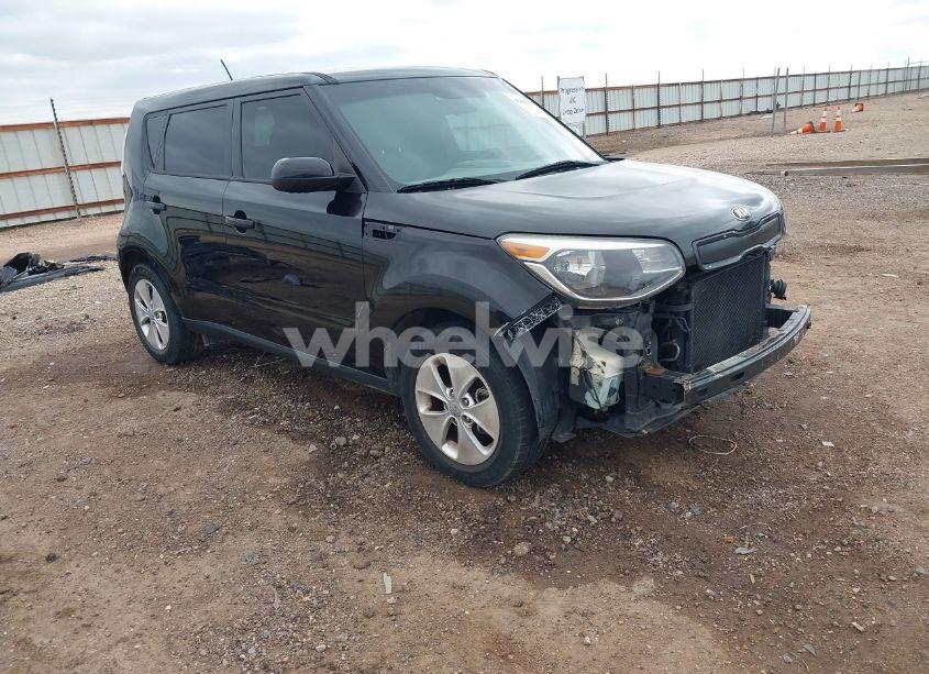 2014 Kia Soul (VIN KNDJN2A21E7069943) main photo