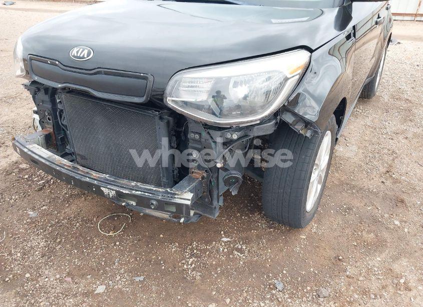 Photo 6 of 2014 Kia Soul (VIN KNDJN2A21E7069943)