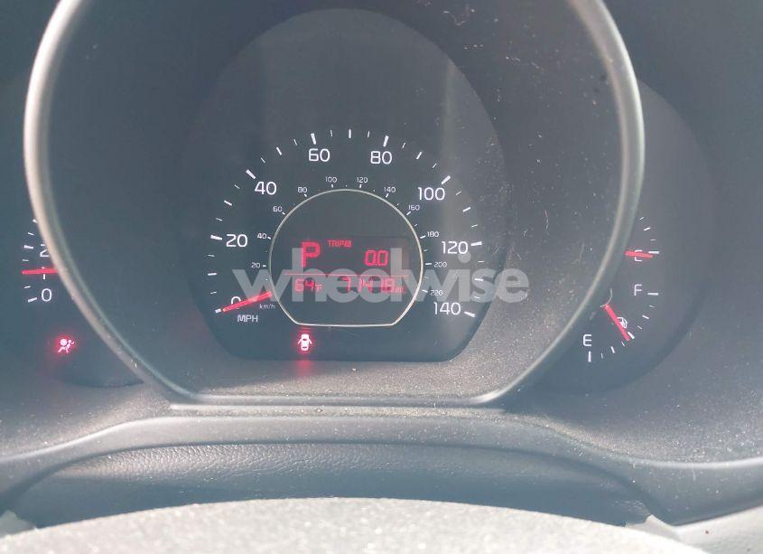 Photo 7 of 2014 Kia Soul (VIN KNDJN2A21E7069943)