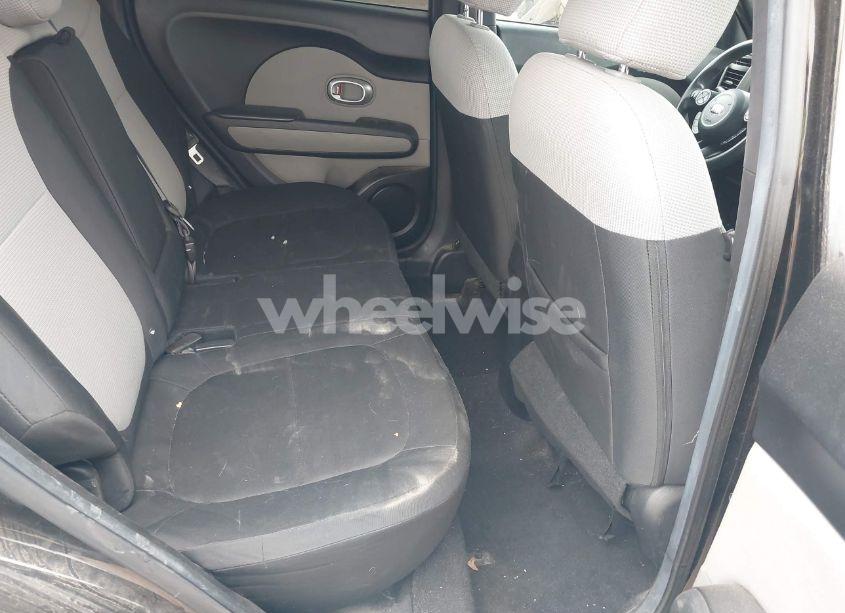 Photo 8 of 2014 Kia Soul (VIN KNDJN2A21E7069943)