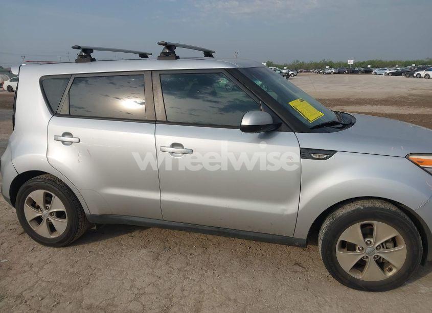 Photo 14 of 2014 Kia Soul (VIN KNDJN2A21E7727292)