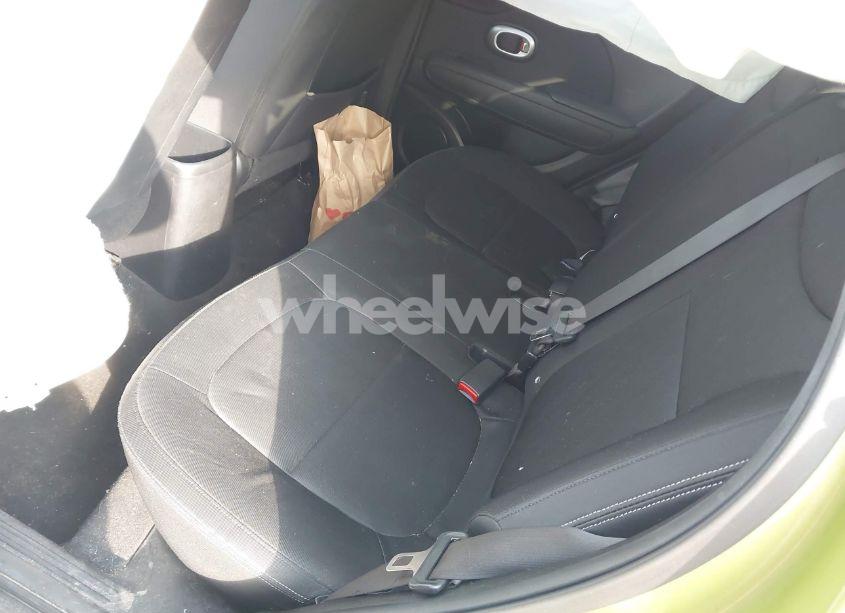 Photo 8 of 2014 Kia Soul (VIN KNDJN2A21E7738485)