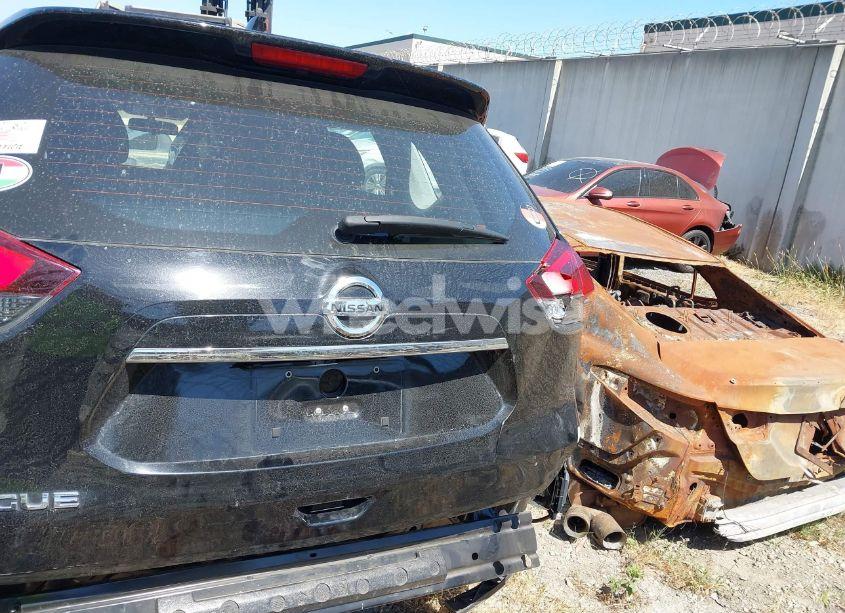 Photo 17 of 2017 Nissan Rogue S (VIN KNDJN2A21F7******)