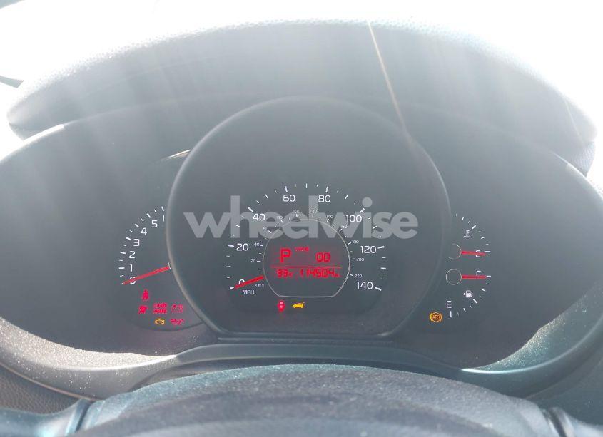 Photo 7 of 2015 Kia Soul (VIN KNDJN2A21F7130905)