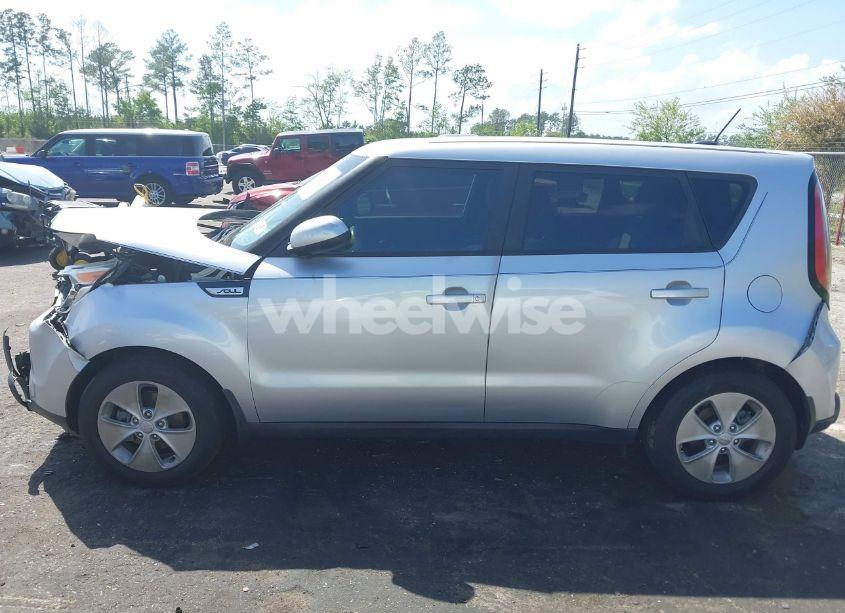 Photo 14 of 2015 Kia Soul (VIN KNDJN2A21F7752906)