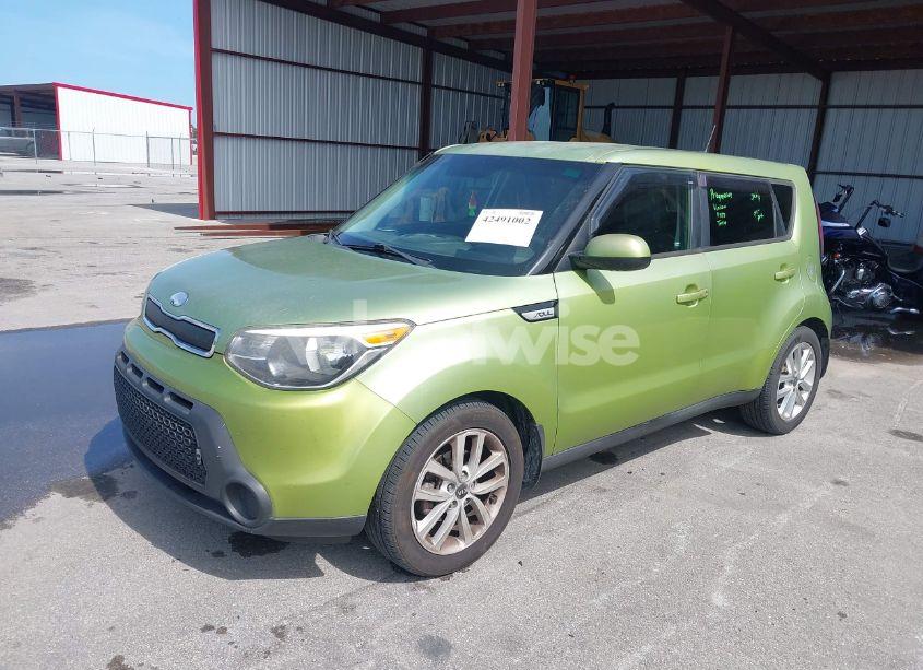 Photo 2 of 2015 Kia Soul (VIN KNDJN2A21F7763226)