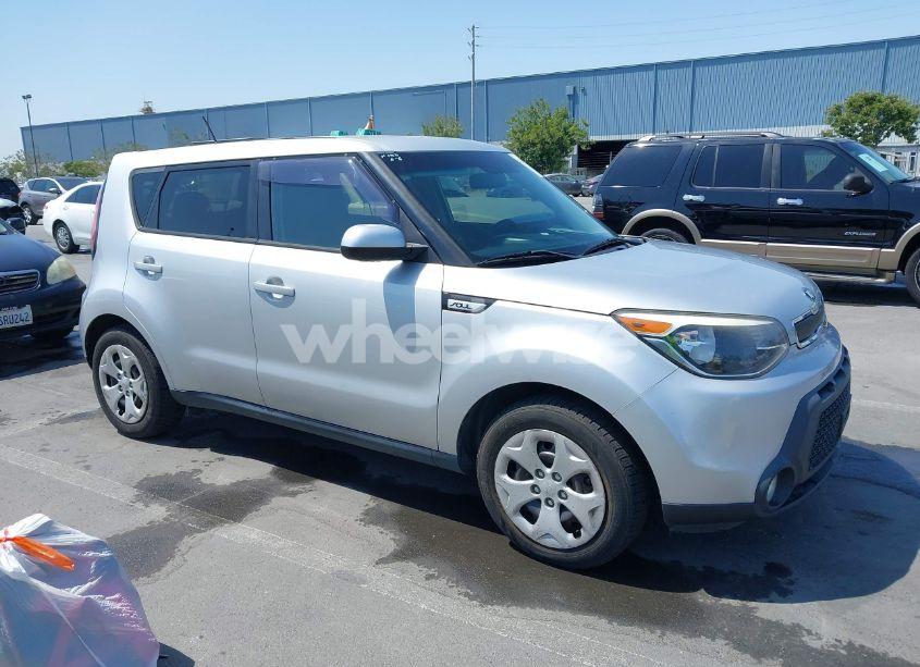 2015 Kia Soul ! (VIN KNDJN2A21F7787199) main photo