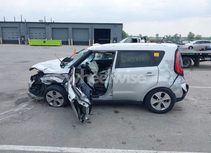 Photo 14 of 2015 Kia Soul (VIN KNDJN2A21F7803305)