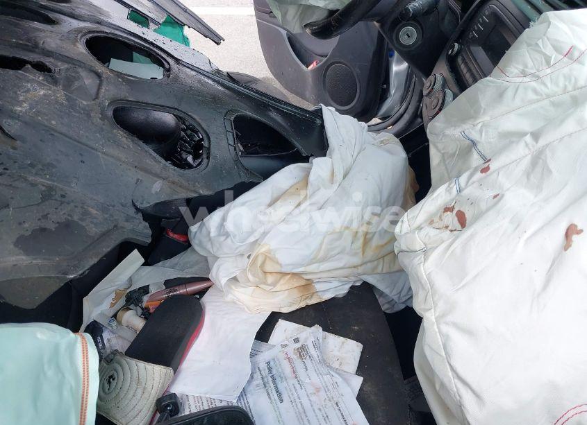 Photo 19 of 2015 Kia Soul (VIN KNDJN2A21F7803305)