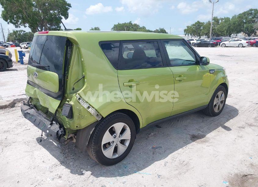 Photo 4 of 2015 Kia Soul (VIN KNDJN2A21F7816474)