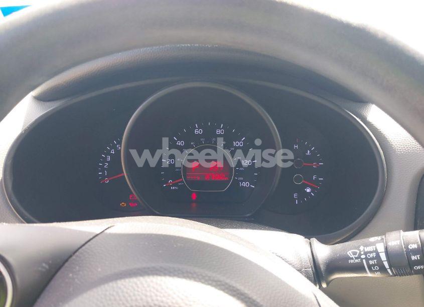 Photo 7 of 2016 Kia Soul (VIN KNDJN2A21G7296276)