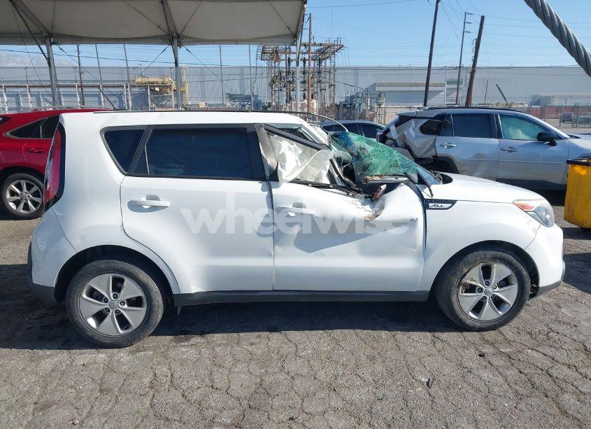 Photo 13 of 2016 Kia Soul (VIN KNDJN2A21G7329924)