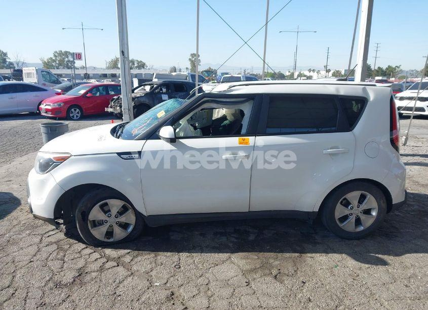 Photo 14 of 2016 Kia Soul (VIN KNDJN2A21G7329924)