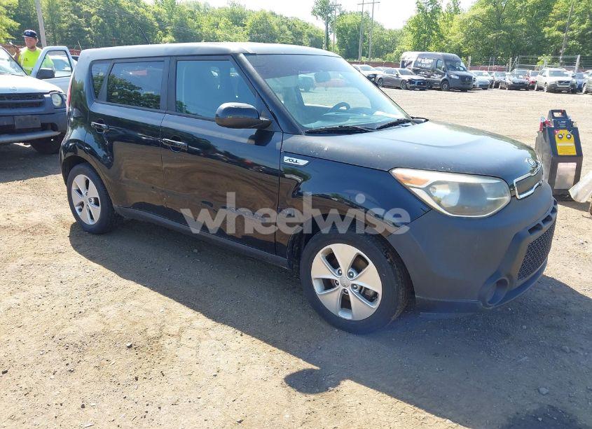 2016 Kia Soul (VIN KNDJN2A21G7345248) main photo