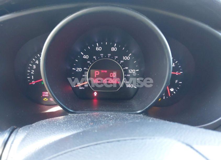 Photo 7 of 2016 Kia Soul (VIN KNDJN2A21G7345248)