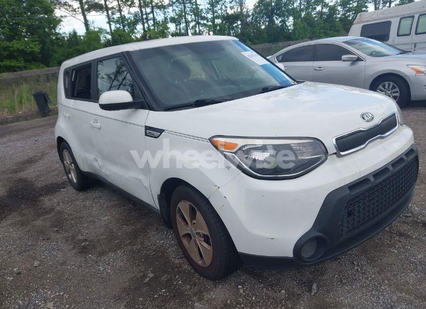 2016 Kia Soul (VIN KNDJN2A21G7405562) main photo