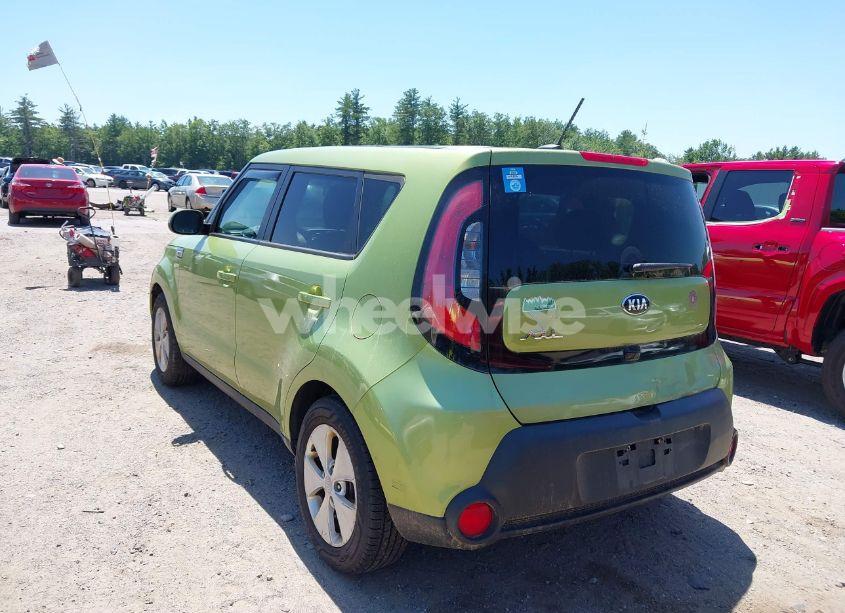 Photo 3 of 2016 Kia Soul (VIN KNDJN2A21G7871220)