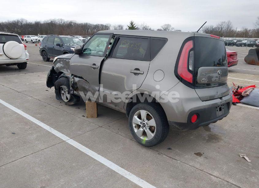 Photo 3 of 2017 Kia Soul (VIN KNDJN2A21H7423254)