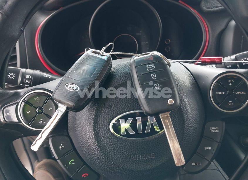 Photo 11 of 2017 Kia Soul (VIN KNDJN2A21H7485348)