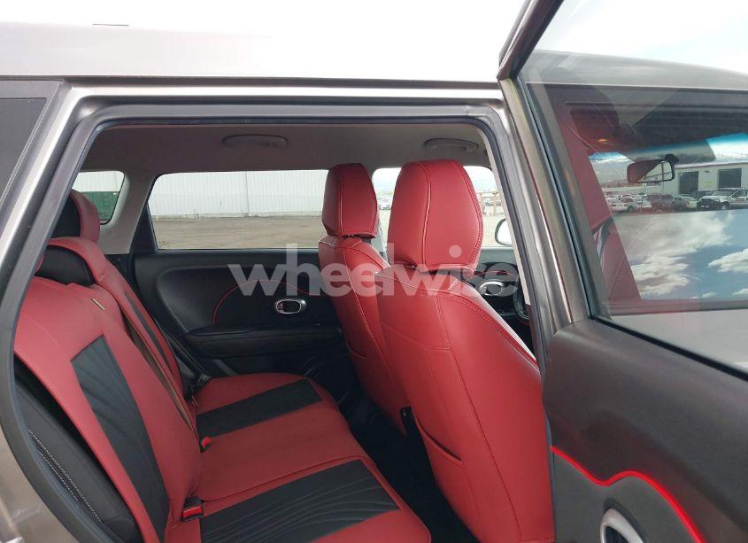 Photo 8 of 2017 Kia Soul (VIN KNDJN2A21H7485348)