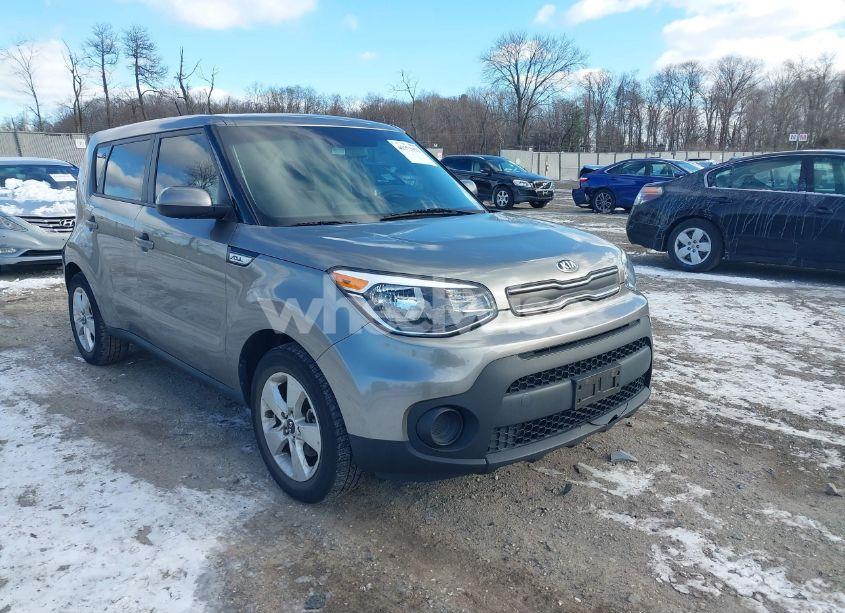 2019 Kia Soul (VIN KNDJN2A21K7005770) main photo