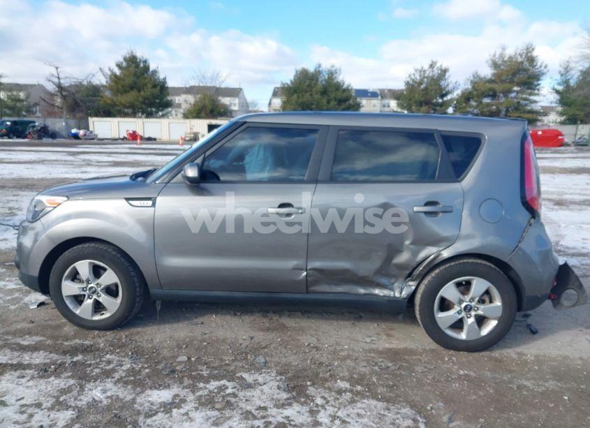 Photo 14 of 2019 Kia Soul (VIN KNDJN2A21K7005770)