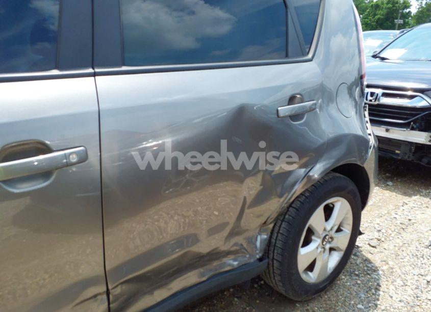 Photo 18 of 2019 Kia Soul (VIN KNDJN2A21K7005770)