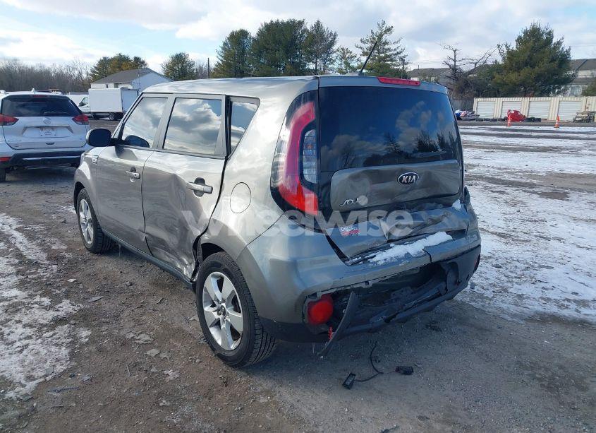 Photo 3 of 2019 Kia Soul (VIN KNDJN2A21K7005770)