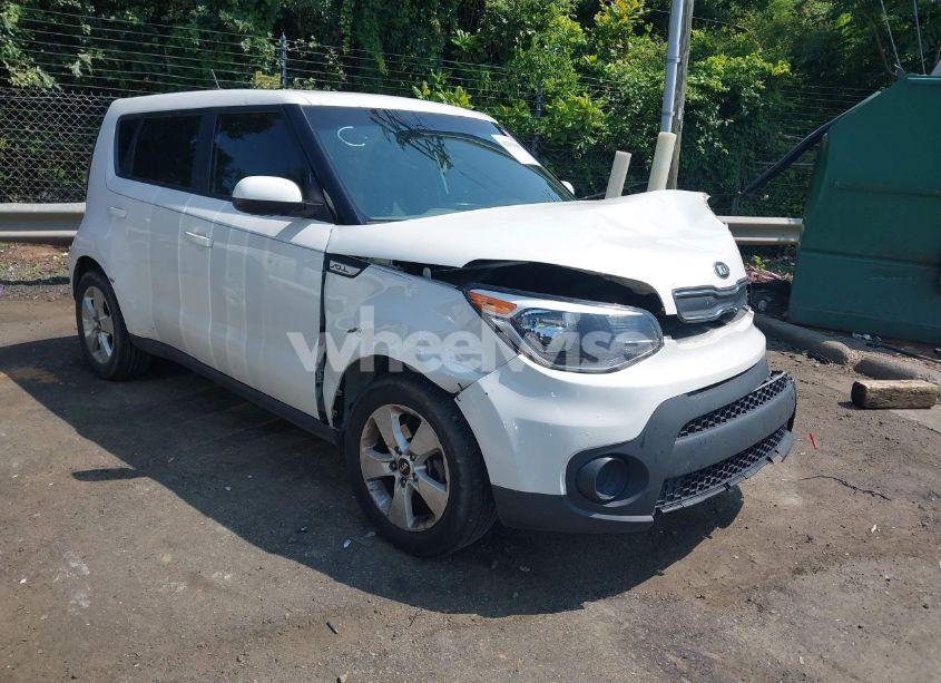 2019 Kia Soul (VIN KNDJN2A21K7008670) main photo