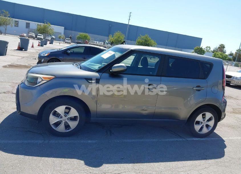 Photo 14 of 2014 Kia Soul (VIN KNDJN2A22E7058174)