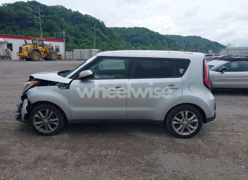 Photo 14 of 2014 Kia Soul (VIN KNDJN2A22E7703518)