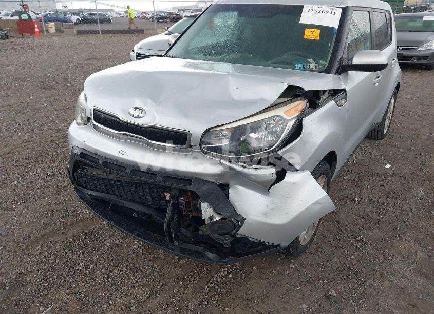 Photo 6 of 2014 Kia Soul (VIN KNDJN2A22E7703518)