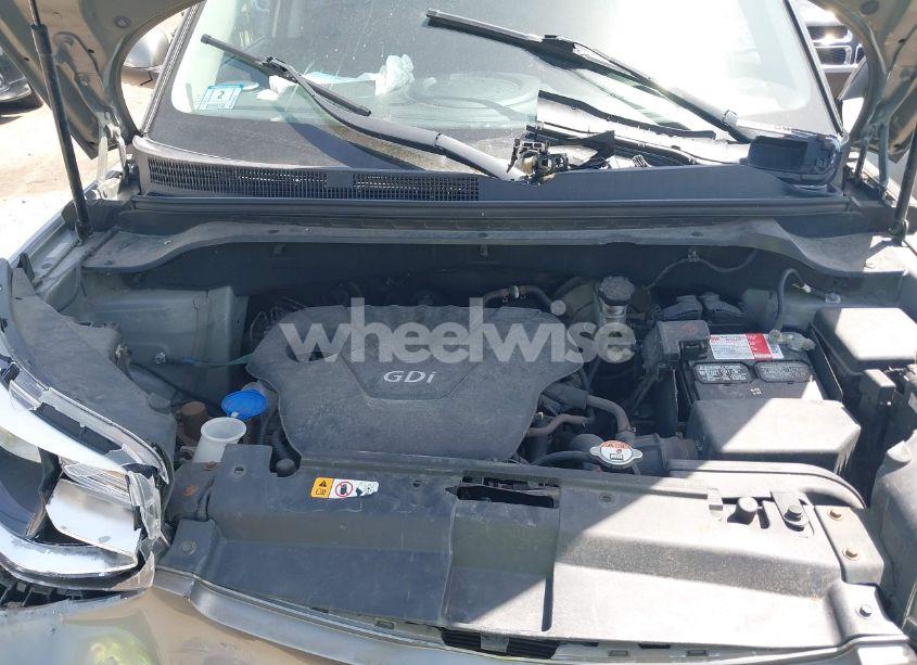 Photo 10 of 2016 Kia Soul ! (VIN KNDJN2A22G7295914)