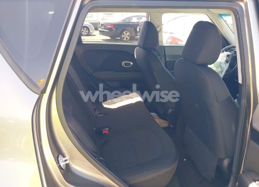 Photo 8 of 2016 Kia Soul ! (VIN KNDJN2A22G7295914)