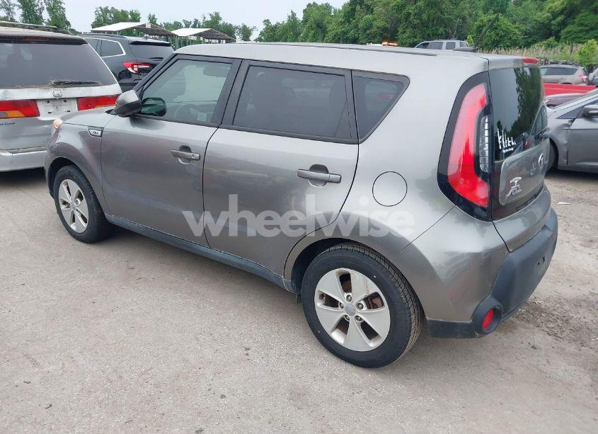 Photo 3 of 2016 Kia Soul ! (VIN KNDJN2A22G7388500)